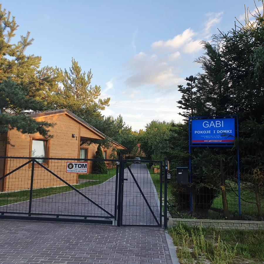 Hotel Ow Gabi à Mrzeżyno Extérieur photo